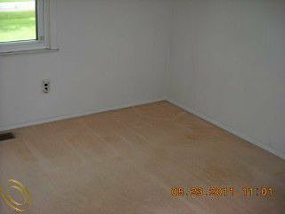 5th image of 601 Los Arboles Dr