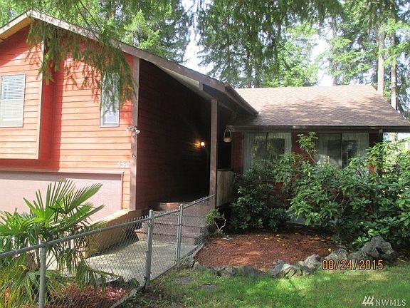 2nd image of 530 Holly Ln