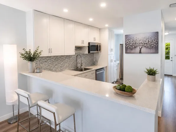 1101 Cactus Terrace #203, Delray Beach, FL 33445