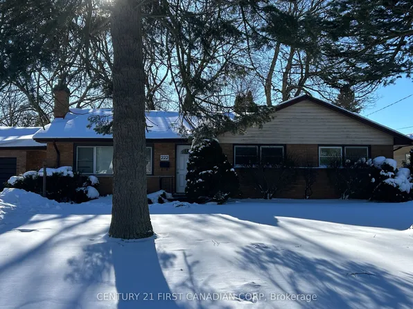 222 Trott Dr, London, ON N6G 1B5