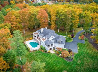 14 Rams Head Ln, York, ME 03909