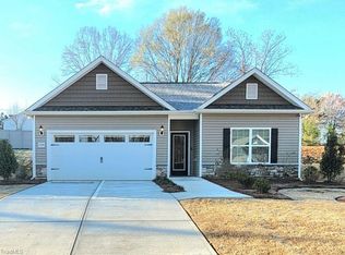 1078 Russell Dr, Winston Salem, NC 27127