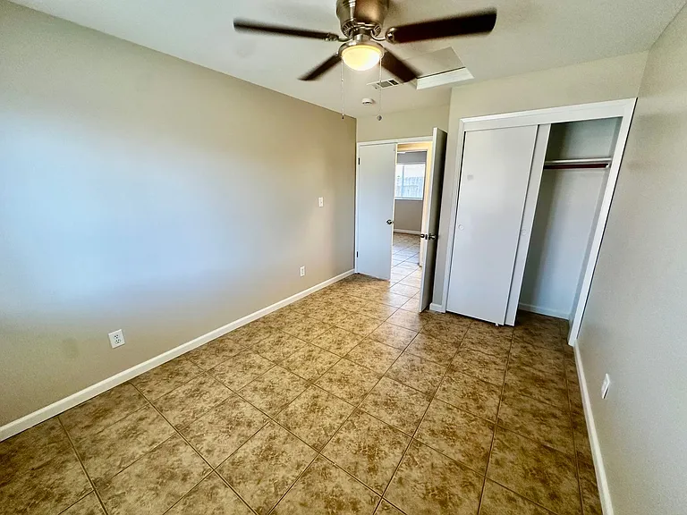 5213 South H Street Unit A — Photo 14