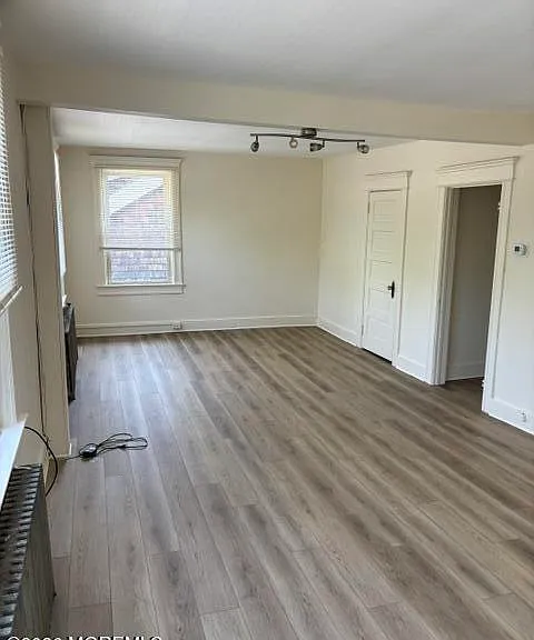 1112 Sunset Ave — Photo 3