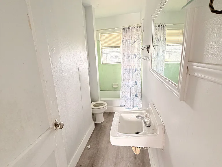 4513 S Staples St #102 — Photo 9