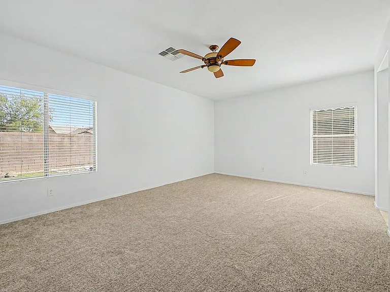 10775 W Washington St — Photo 9