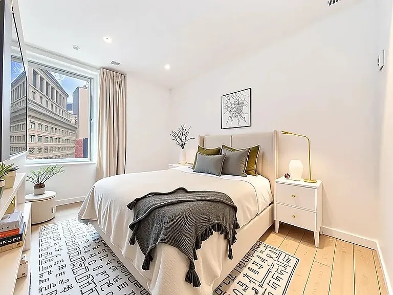 84 William St #909 — Photo 1