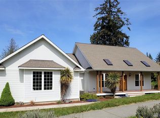 1325 Rolling Hills Dr, Port Angeles, WA 98363