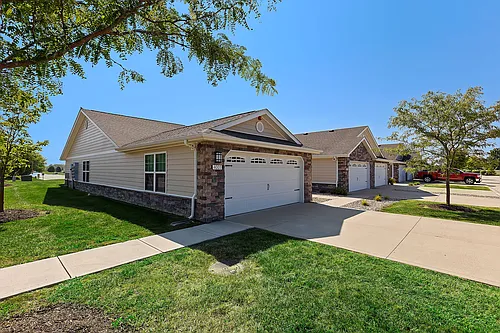 Redwood Westfield Myra Way Photo 1