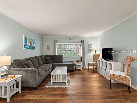 4th image of 25 Deallyon Ave APT 132