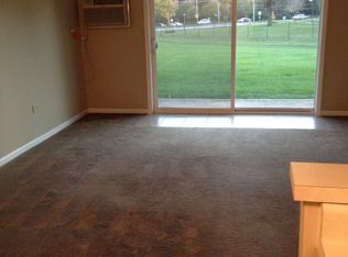 7422 Brookdale Dr APT 104, Darien, IL 60561