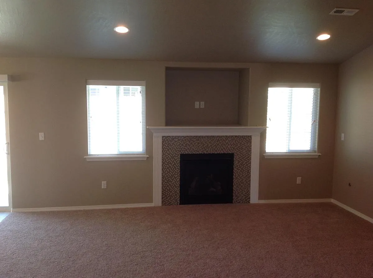3 bed, 1408 sqft, $1,795 — Photo 3