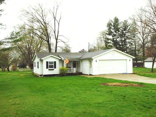 1st image of 422 Lakewood Ave