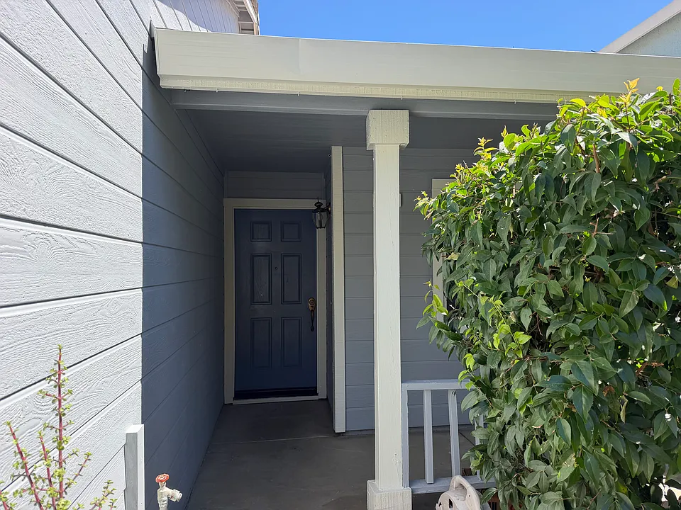1424 Santander Ct