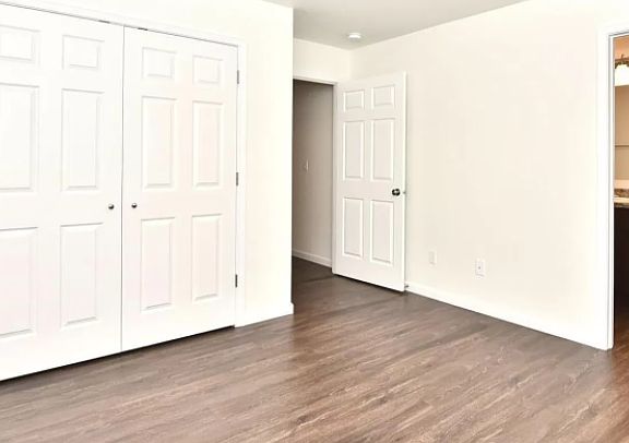 5th image of 310 Park Way Unit B