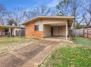 2922 Walker Ave, Memphis, TN 38111