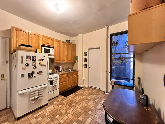 Rented by Compass | media 20