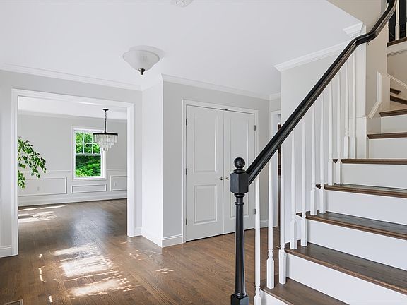 2nd image of 77 Boston St