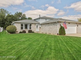 25546 S Linden Ave, Monee, IL 60449