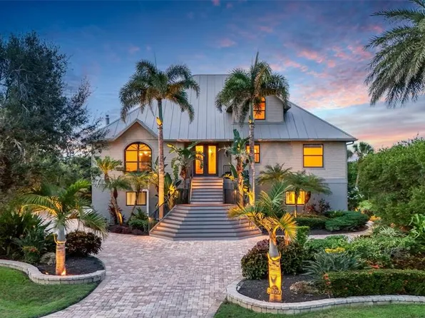 10170 Creekside Dr, Placida, FL 33946