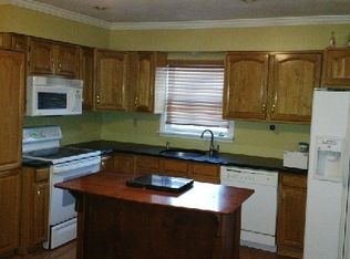 55 Laurin Rd, Calverton, NY 11933