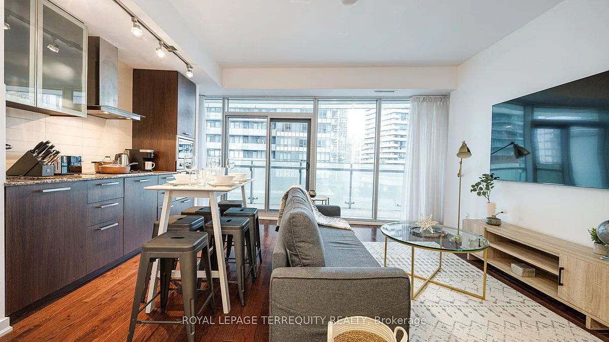 Building Photo - 14 York St #1101
