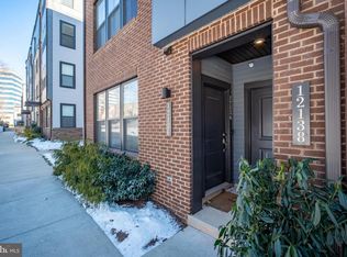 12136 Loblolly Dr, Fairfax, VA 22033