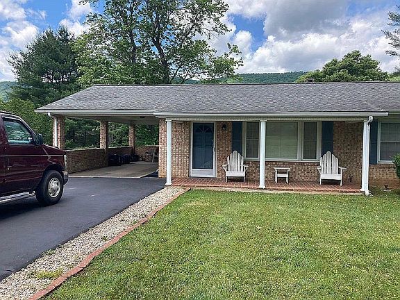 2nd image of 1846-1 Pineview Dr