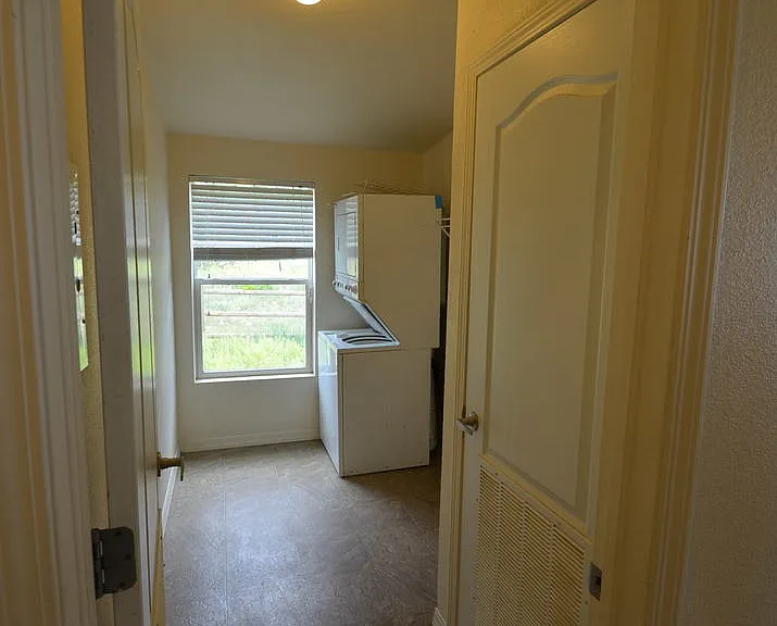 8 Mile Ranch Us Hwy #285-30575 — Photo 5