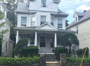 85 Parkway Ln, Bronxville, NY 10528