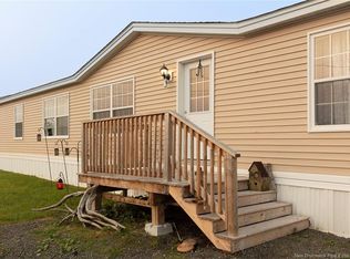 8 Cranbrook Ln, Riverview, NB E1B0N6