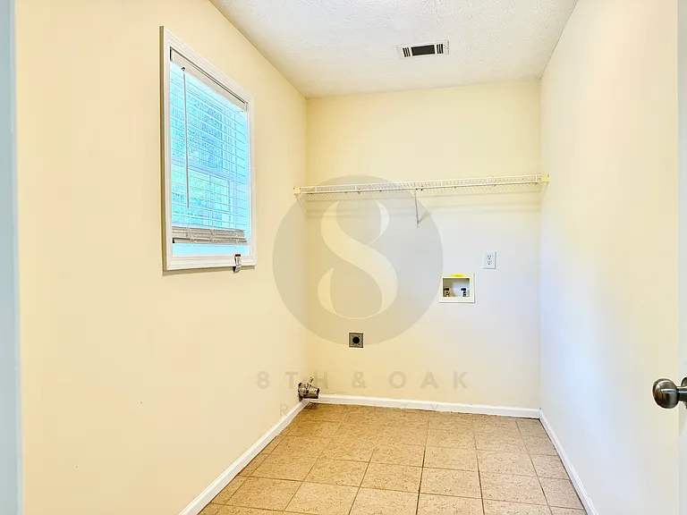 1293 Melrose Forest Ln — Photo 12