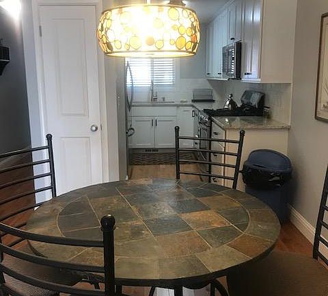 Dining area/kitchen