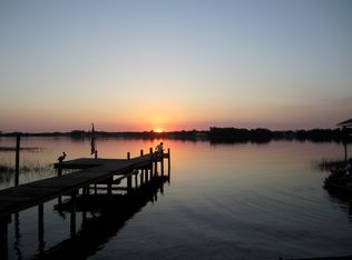 100 Mandolin Dr, Lake Placid, FL 33852