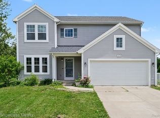 4339 Pebble Creek Blvd, Grand Blanc, MI 48439