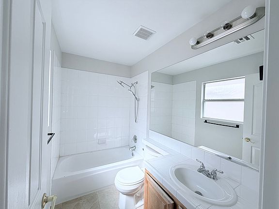 2nd image of 9347 Chateau Street Jean Dr