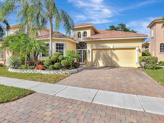 3rd image of 7043 Veneto Drive