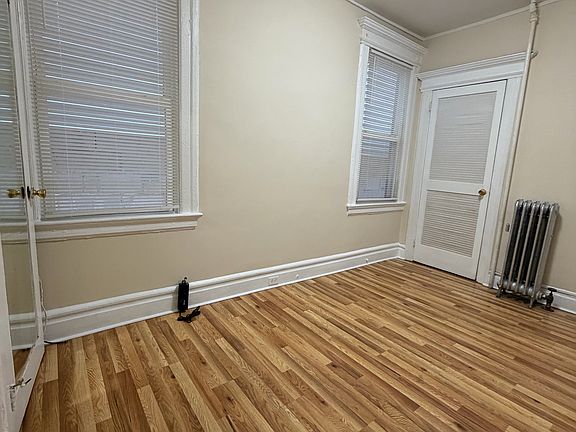 4th image of 60 Vermont Ave Floor 1