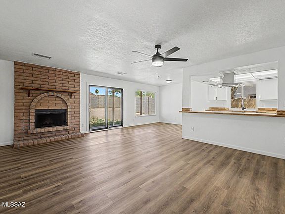 3rd image of 7500 S Via Hermosa