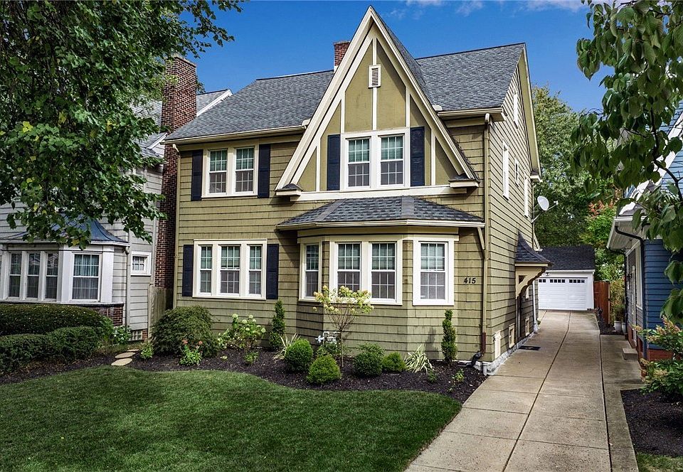 1st image of 415 Voorhees Ave