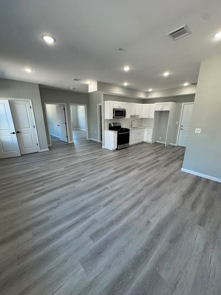 2 bed, $2,327 — Photo 3