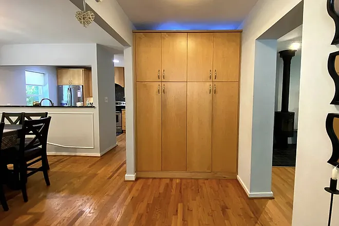 675 Powell St #4 — Photo 10