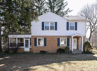 701 Sunset Rd, Ann Arbor, MI 48103