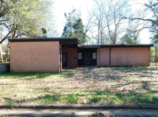 211 Park Ln, Daingerfield, TX 75638