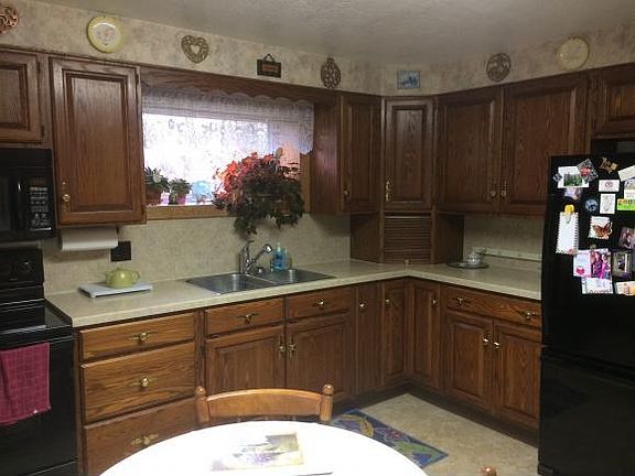 5th image of 940 Glen Mary Dr