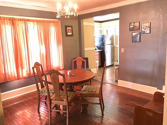 3rd image of 4027 University Ave #1