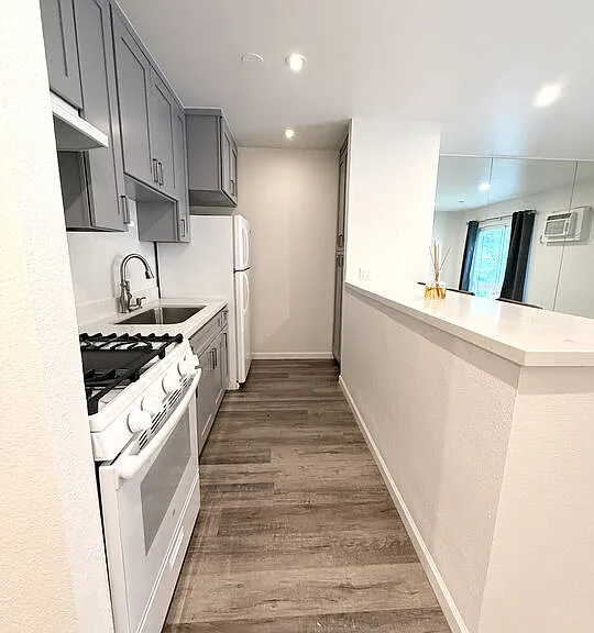 1222 Olive Dr #105 — Photo 5