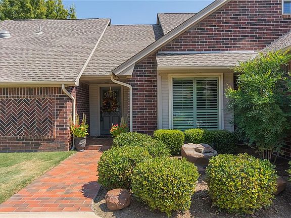 3rd image of 11816 Stonehedge Ln