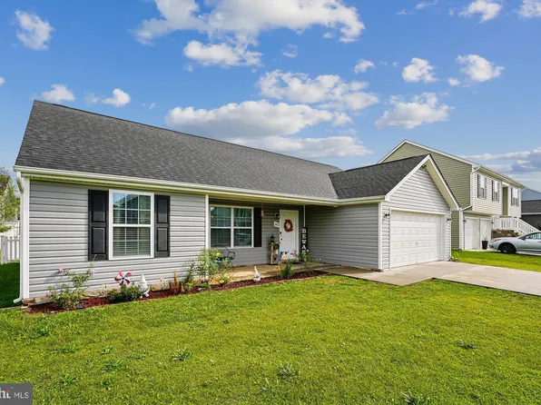 143 Toulouse Ln, Martinsburg, WV 25403