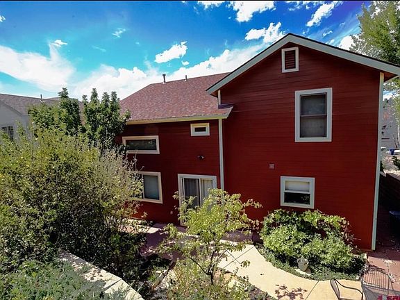 3rd image of 334 Jenkins Ranch Rd